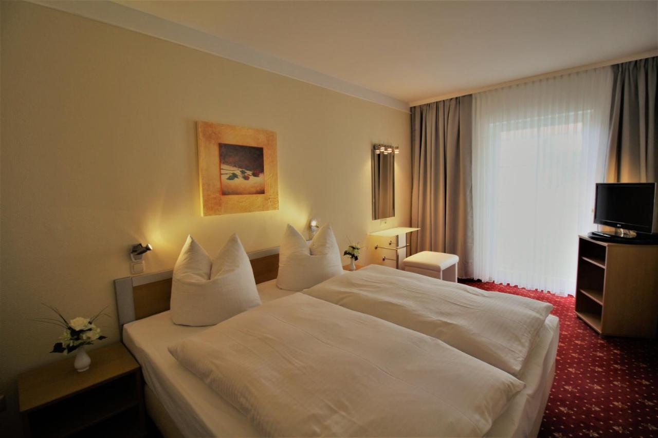 Parkhotel Klueschenberg Plau am See Exterior foto